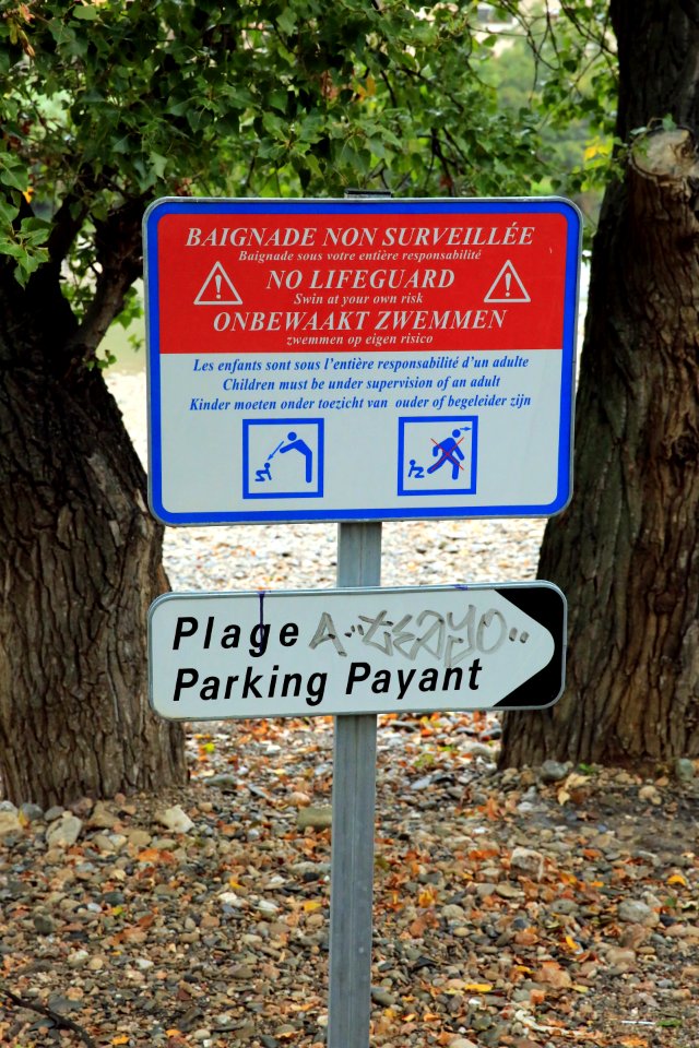 Parking payant et baignade non surveillée Free photos on creazilla