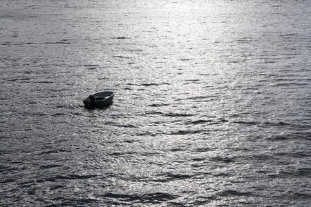 Lost single open sea