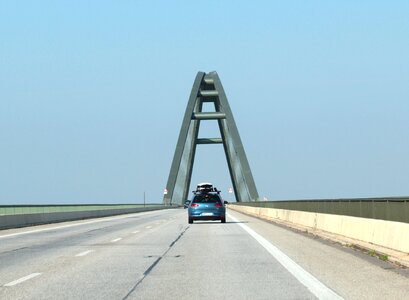 Bridges arch auto