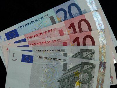 Euro value valuable