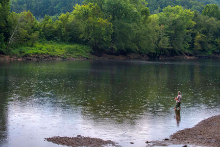 People fishing on the Cumberland River Tailwater-2 photo