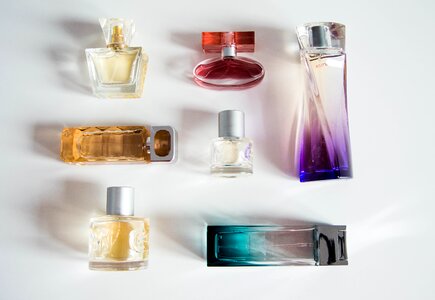 Perfume aroma fragrance