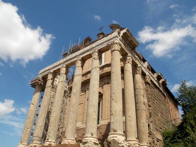 Roman architecture ruins photo