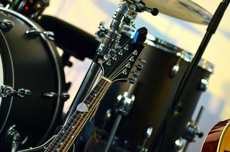 Drum guitar instrument