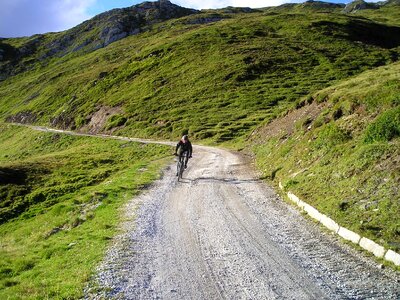 Tour downhill transalp photo