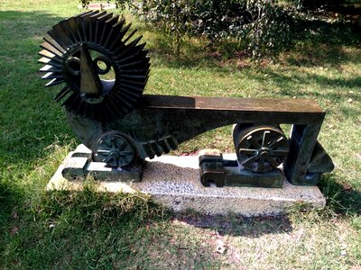 Art cast iron garden