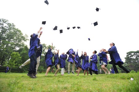 Graduation jumping dr