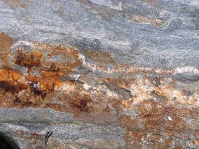 Stone stones structure