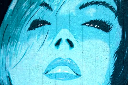 Face woman eyes
