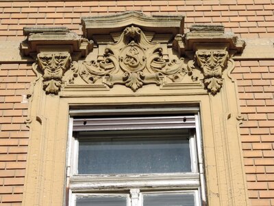 Arabesque baroque facade photo