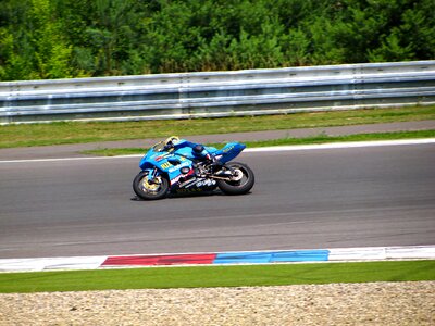 Sports fast race