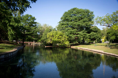 Landa Park Spring-2