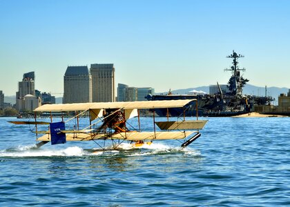 Plane aircraft ship
