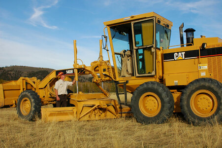 Service wage grade employee with equipment-3