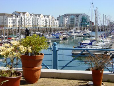 Ships yachts pier photo