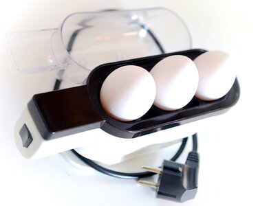 Chicken cooking device