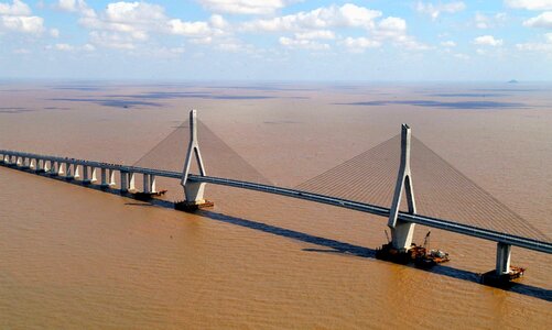 Bridge span suspension