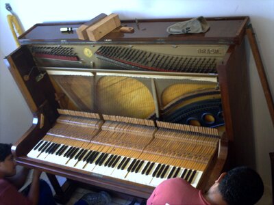 Instalation piano 