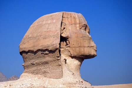Pyramid giving cairo