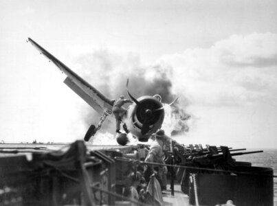 Crash aircraft 1943 photo