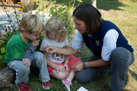 Biologist teaches children about the Monarch butterfly-2