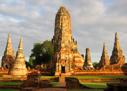 The ruins of Wat Chaiwatthanaram in Ayutthaya, Thailand photo