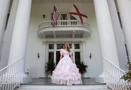 Evening dress dress mansion photo