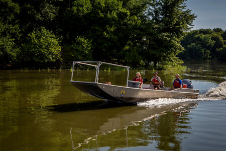 Fisheries biologist searching for invasive carp on the Illinois River-2