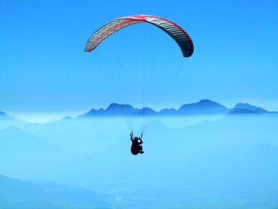 paragliding photo