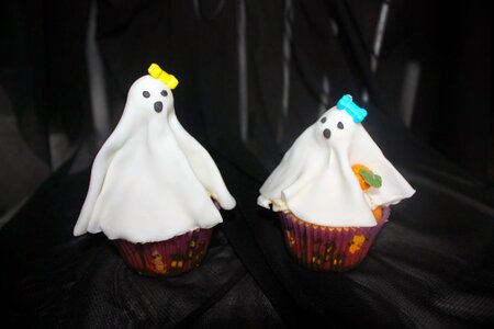 Heluvin buu cupcakes