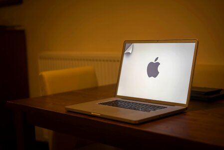 Apple desk table photo