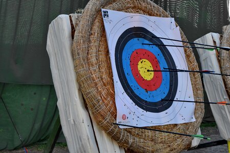 Archery arrow center photo