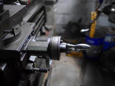 Machine processing tool