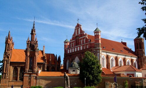 Anne holy church bricks steeples