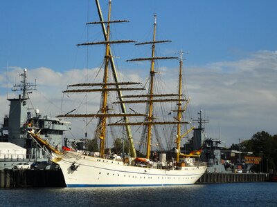 Boat harbor mast photo