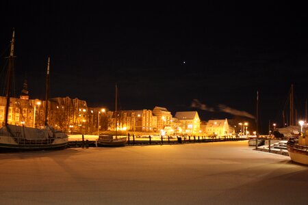 Port winter ice