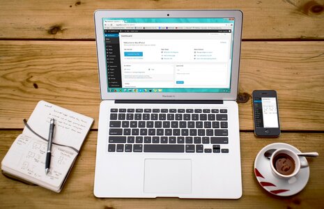 Smartphone work station notebook