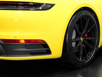 Sports Car vehicle wheel