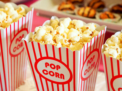 Popcorn in box photo
