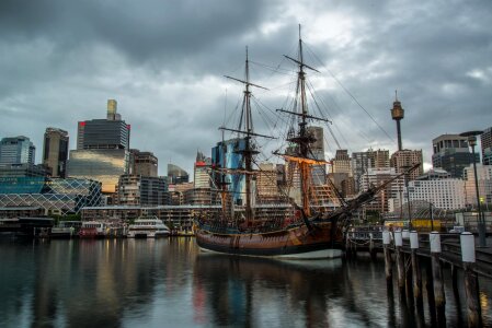 Skyline tall ship boat photo