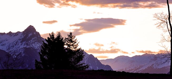 Mountain landscape outlook sunrise light photo