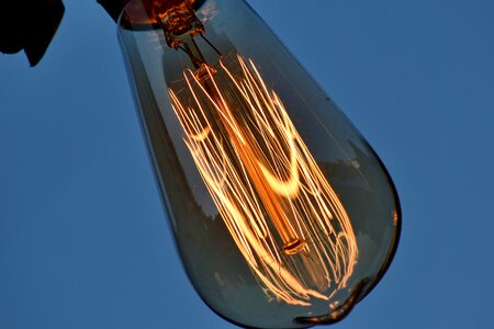 Light light bulb wires photo