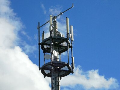 Mobile antennas radio photo