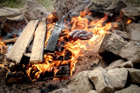 Barbecue barbed wire camping photo