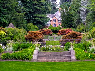 Garden fall estate