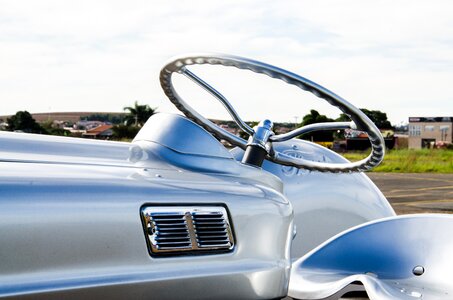 Tractor motor steering wheel photo