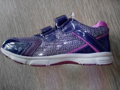 Colorful purplish running