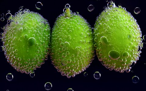 Bubble dark green detail