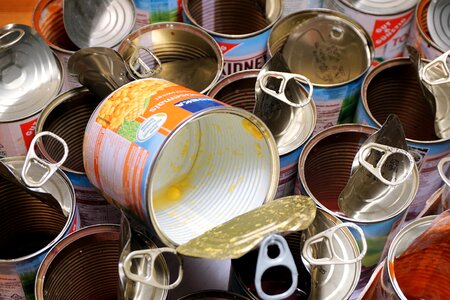 Eat food canning