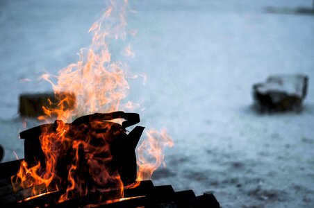 Burn campfire coal